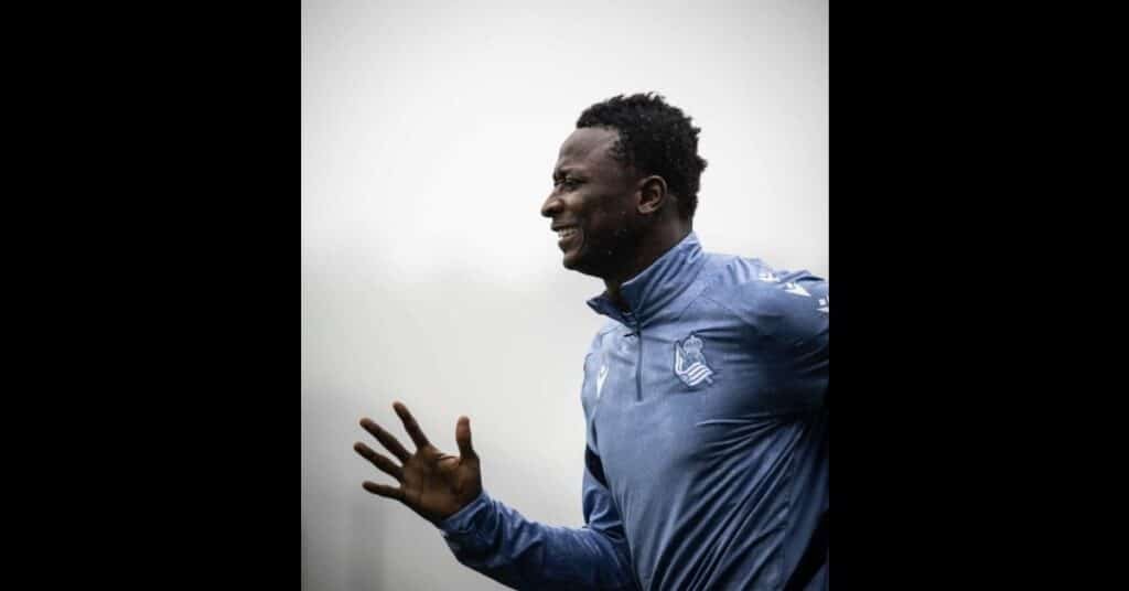 Valencia Coach Declines to Comment on Sadiq Umar Transfer Interest