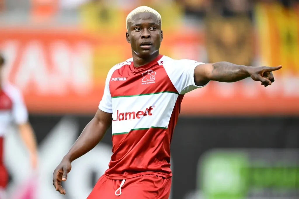 Nnadi Makes Marseille Debut in 1-0 Win Over Auxerre 2 Nnadi Makes Marseille Debut in 1-0 Win Over Auxerre