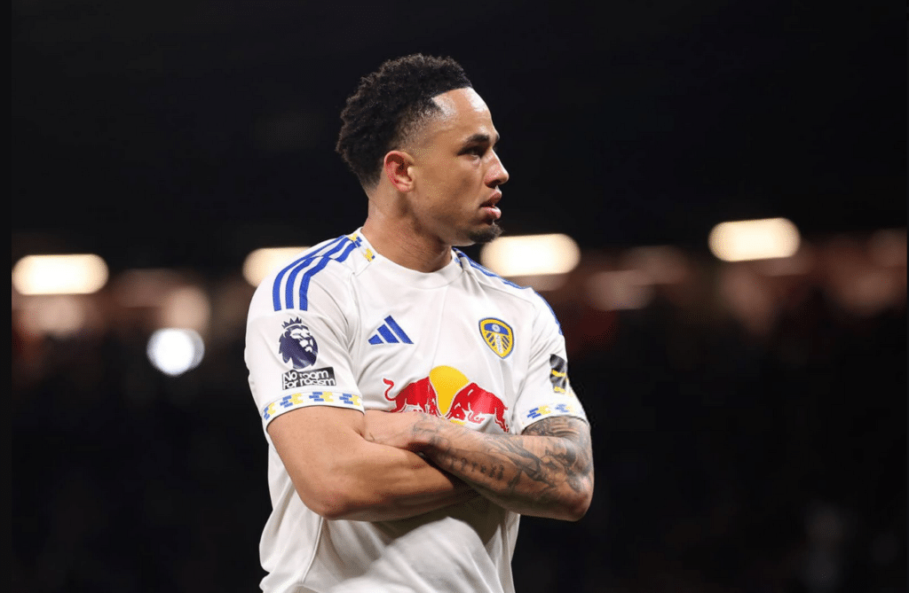 Okafor Brace Sinks Wolves as Leeds Cruise to 3-0